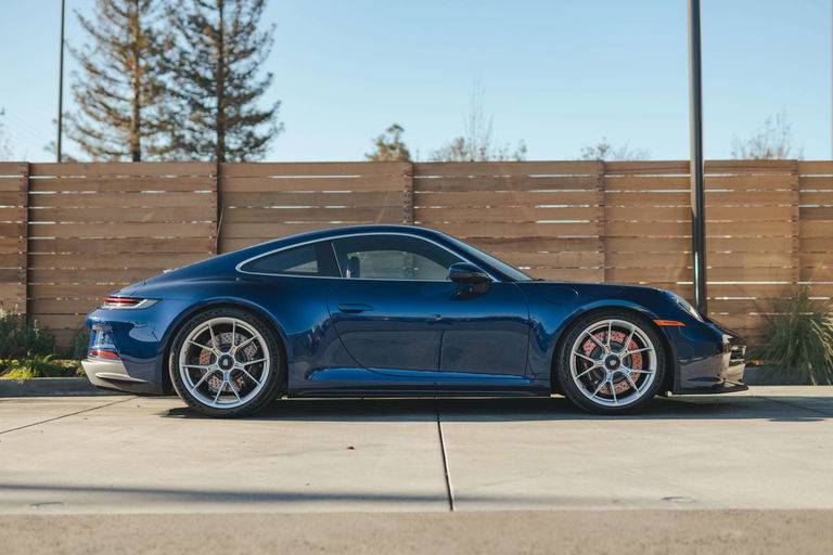 Porsche 992 GT3 Touring