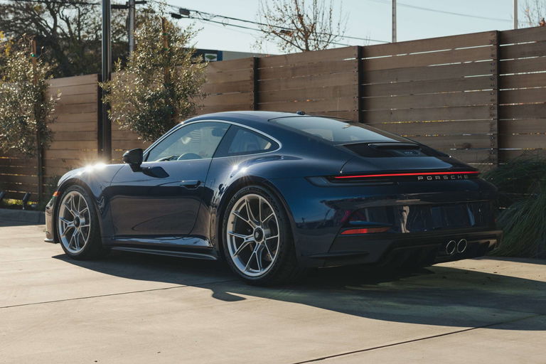 Porsche 992 GT3 Touring