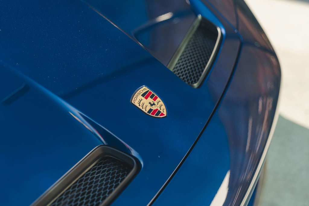 Porsche 992 GT3 Touring