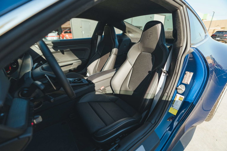 Porsche 992 GT3 Touring