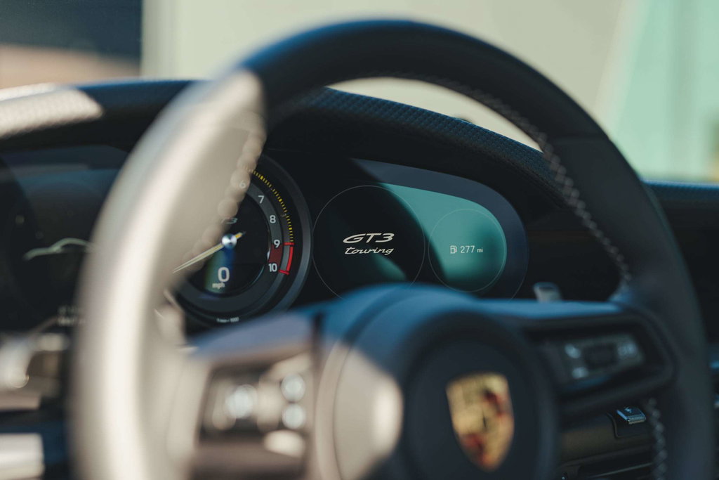 Porsche 992 GT3 Touring