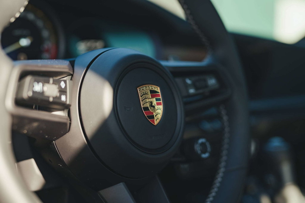 Porsche 992 GT3 Touring
