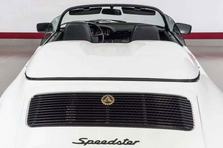 Porsche 911 Carrera 3.2 Speedster