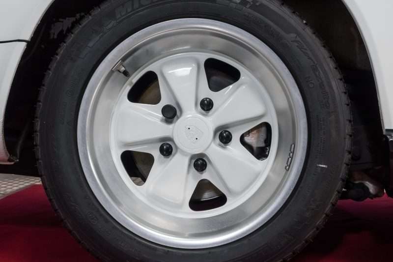 Porsche 911 Carrera 3.2 Speedster