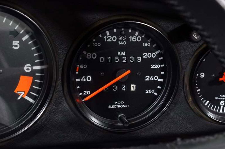 Porsche 911 Carrera 3.2 Speedster