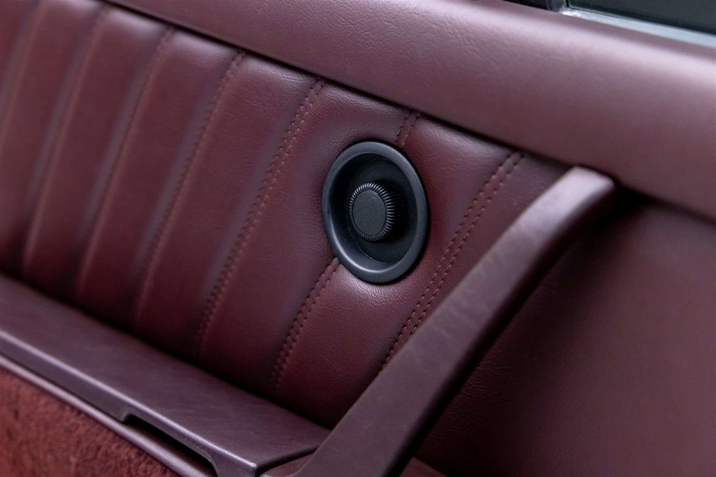 Porsche 911 Carrera 3.2 (US)