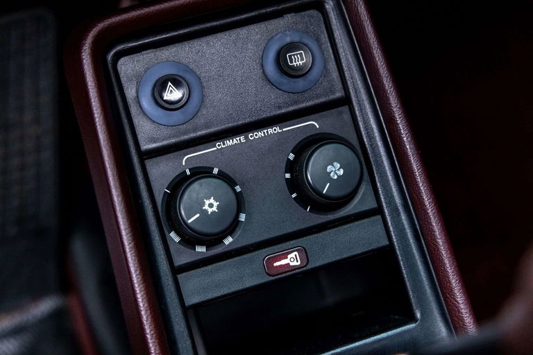 Porsche 911 Carrera 3.2 (US)