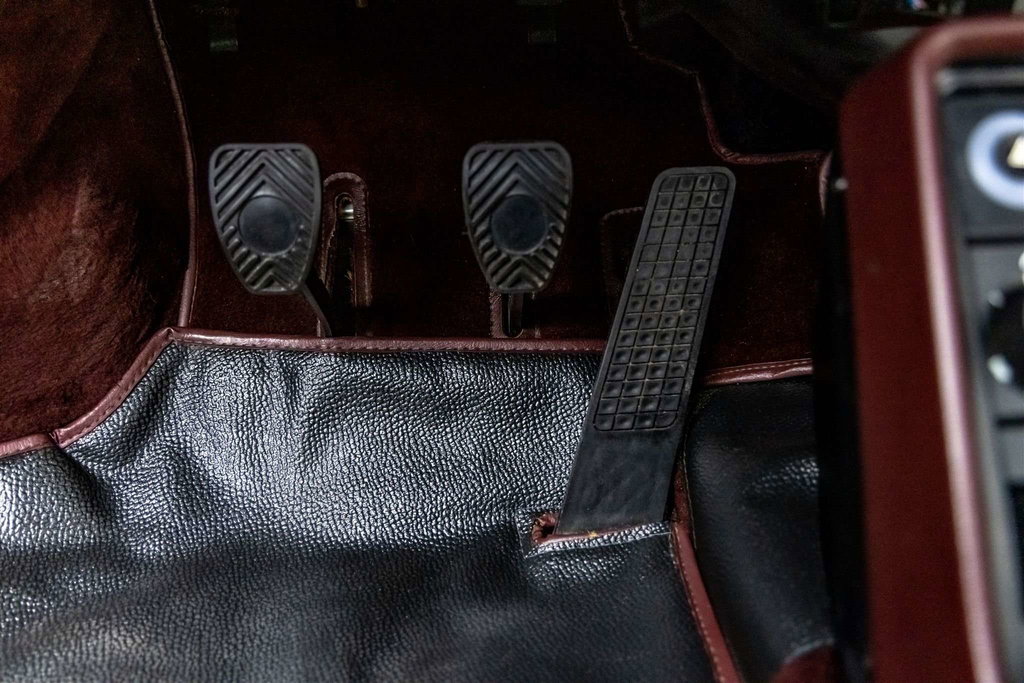 Porsche 911 Carrera 3.2 (US)