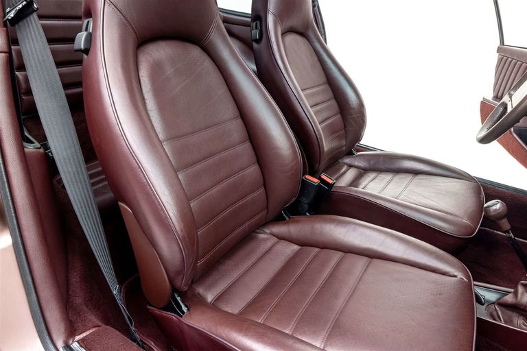 Porsche 911 Carrera 3.2 (US)