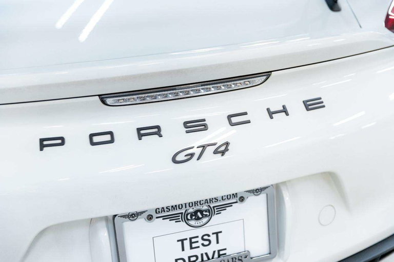 Porsche 981 Cayman GT4