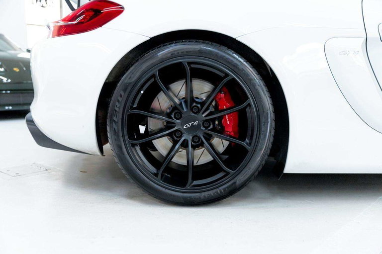 Porsche 981 Cayman GT4