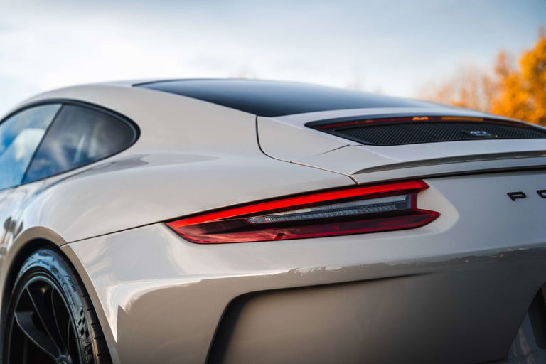 Porsche 991.2 GT3 Touring