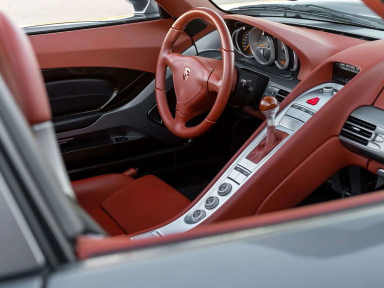 Porsche Carrera GT