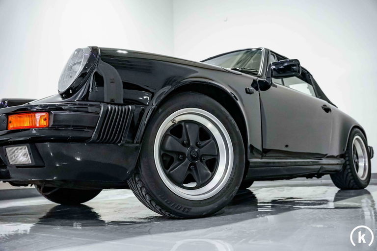 Porsche 911 Carrera 3.2