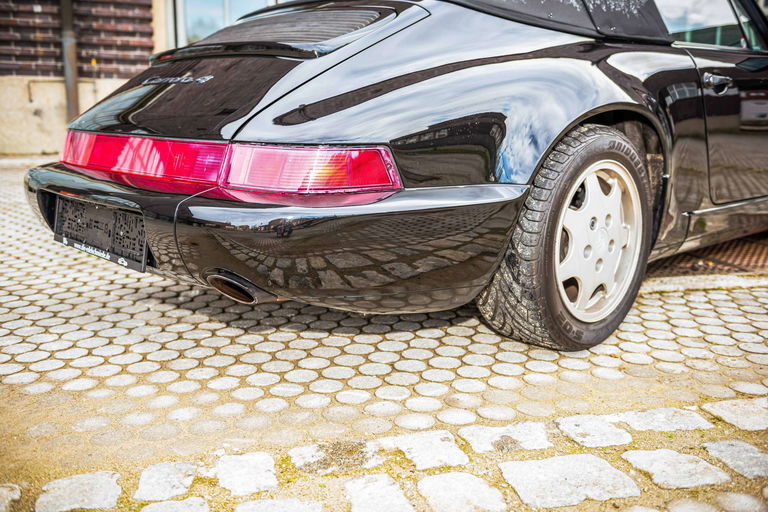 Porsche 964 Carrera 4