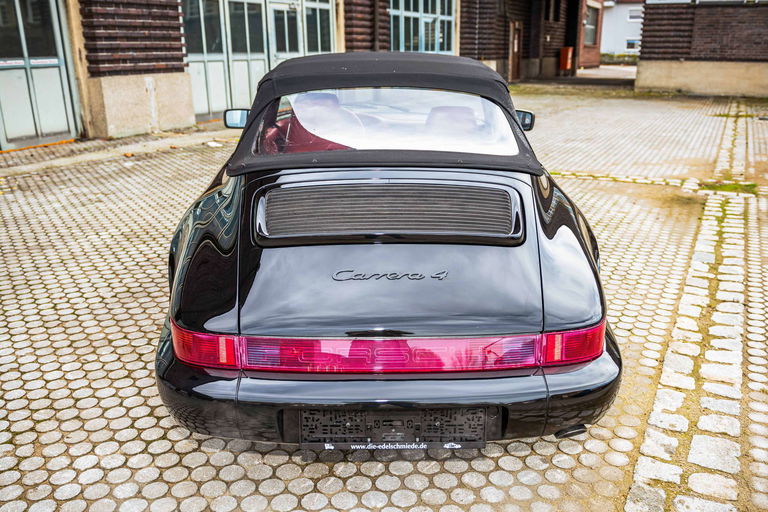 Porsche 964 Carrera 4