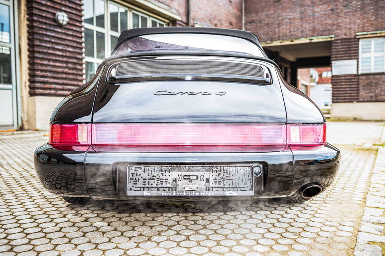 Porsche 964 Carrera 4