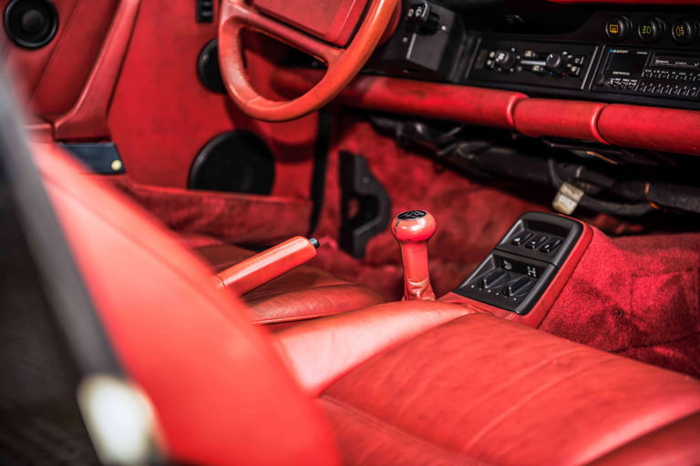 Porsche 964 Carrera 4