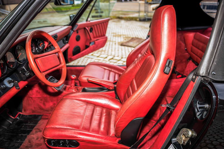 Porsche 964 Carrera 4