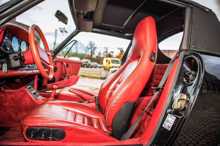 Porsche 964 Carrera 4