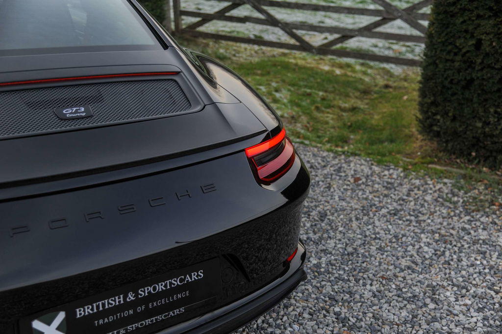 Porsche 991 GT3 Touring