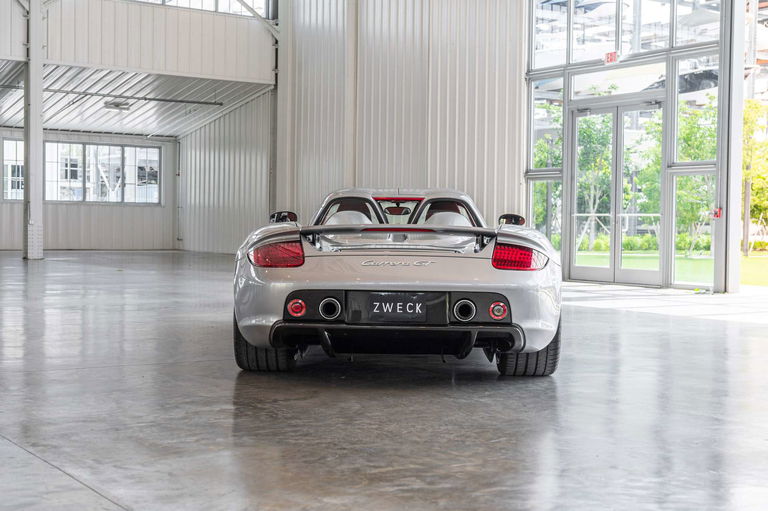 Porsche Carrera GT