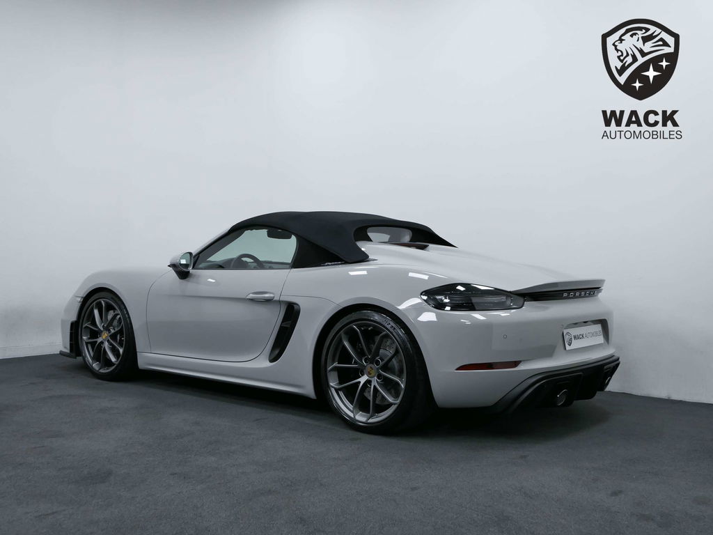 Porsche 718 Spyder