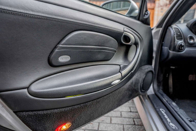 Porsche 996 Carrera 4S