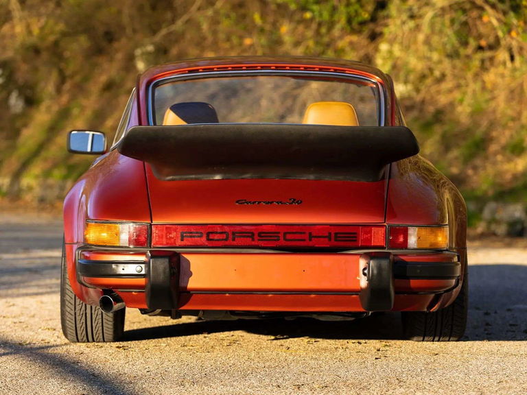 Porsche 911 Carrera 3,0