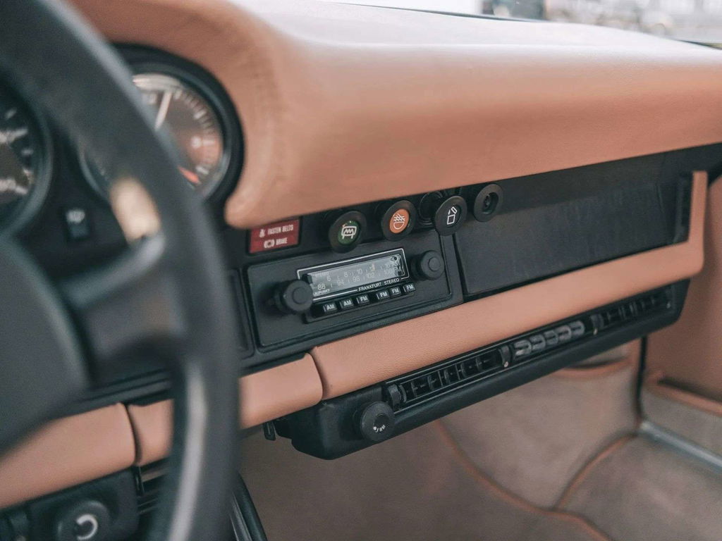 Porsche 911 Turbo 3.0 (US)