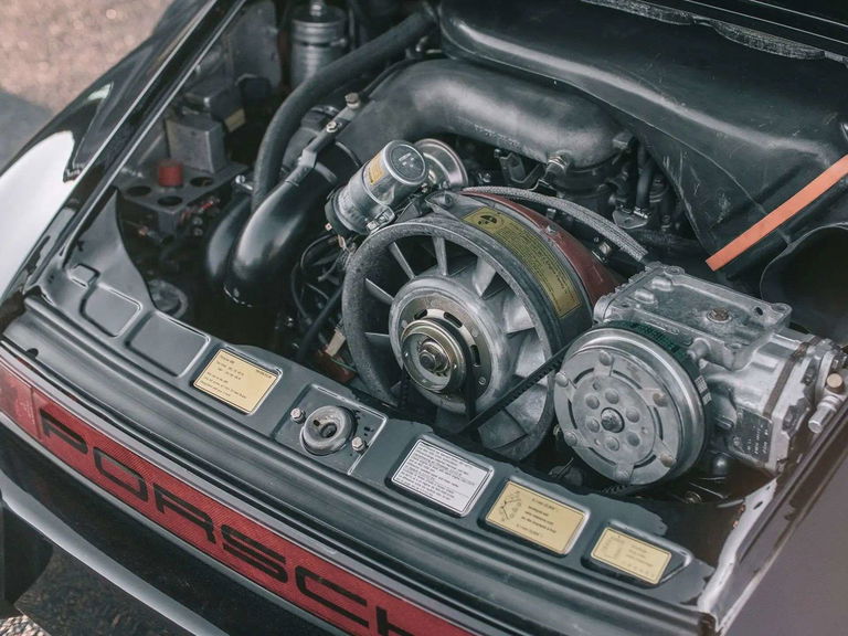 Porsche 911 Turbo 3.0 (US)