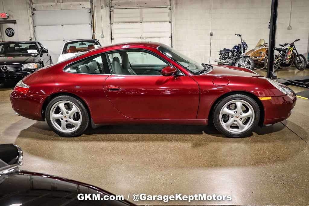 Porsche 996 Carrera