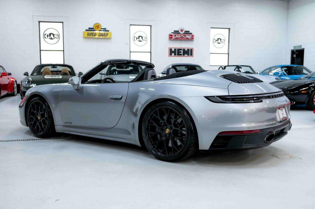 Porsche 992 Carrera GTS