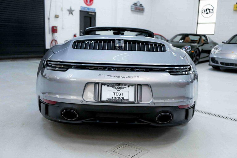 Porsche 992 Carrera GTS