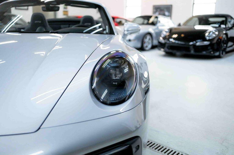 Porsche 992 Carrera GTS