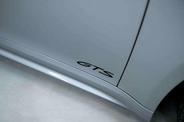 Porsche 992 Carrera GTS