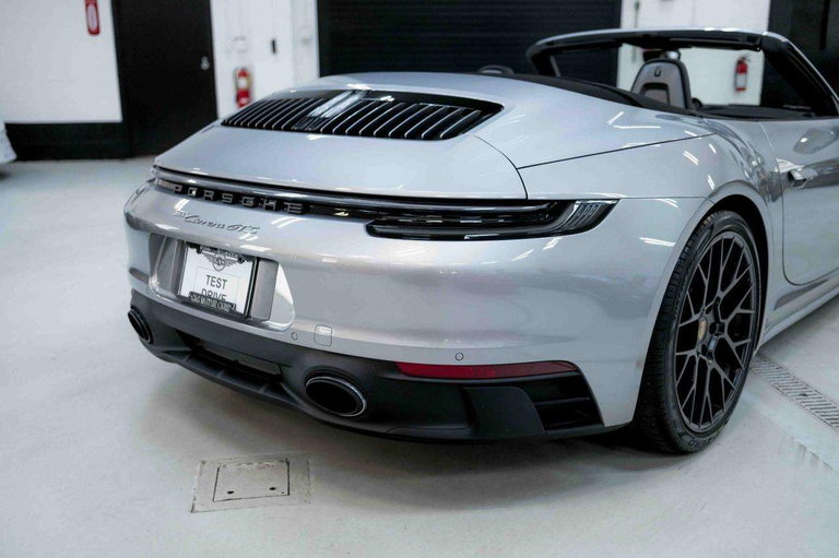 Porsche 992 Carrera GTS