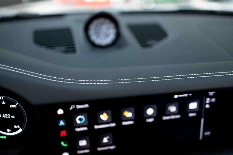 Porsche 992 Carrera GTS