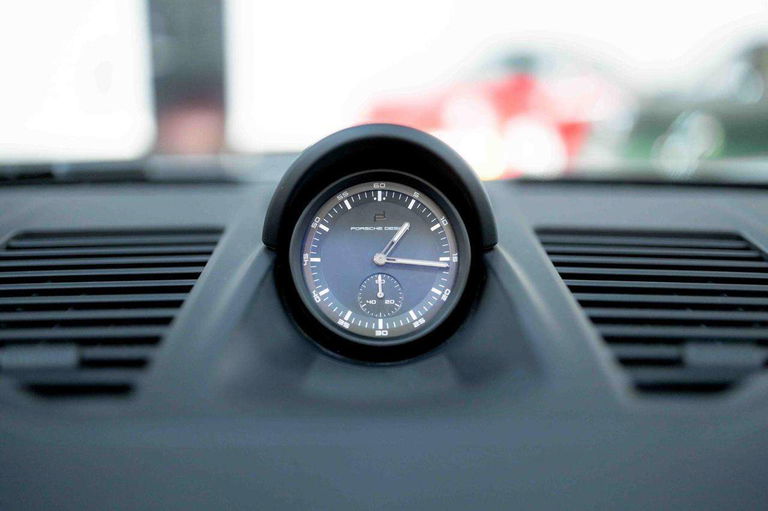 Porsche 992 Carrera GTS