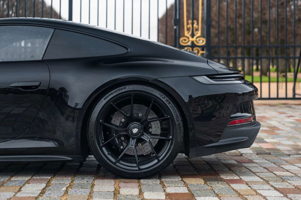 Porsche 992 GT3 Touring