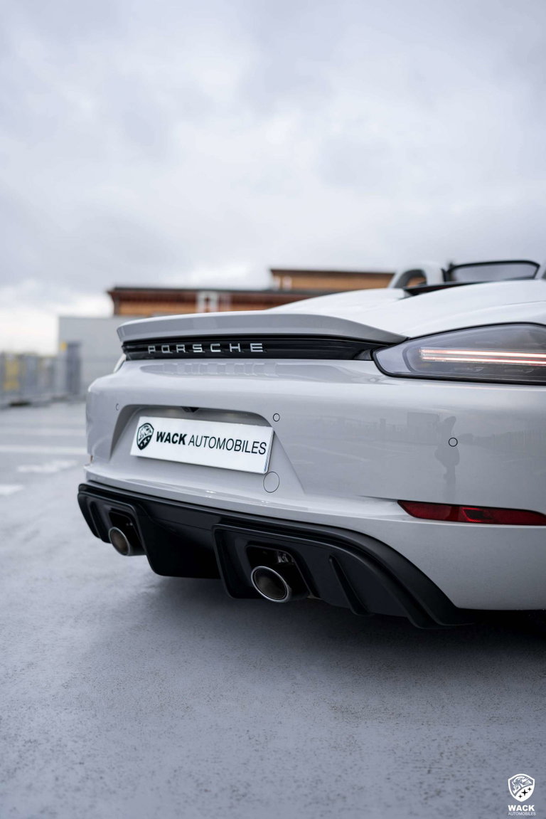 Porsche 718 Spyder