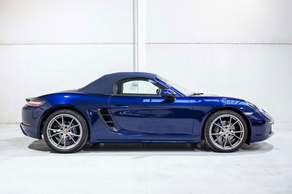 Porsche 718 Boxster