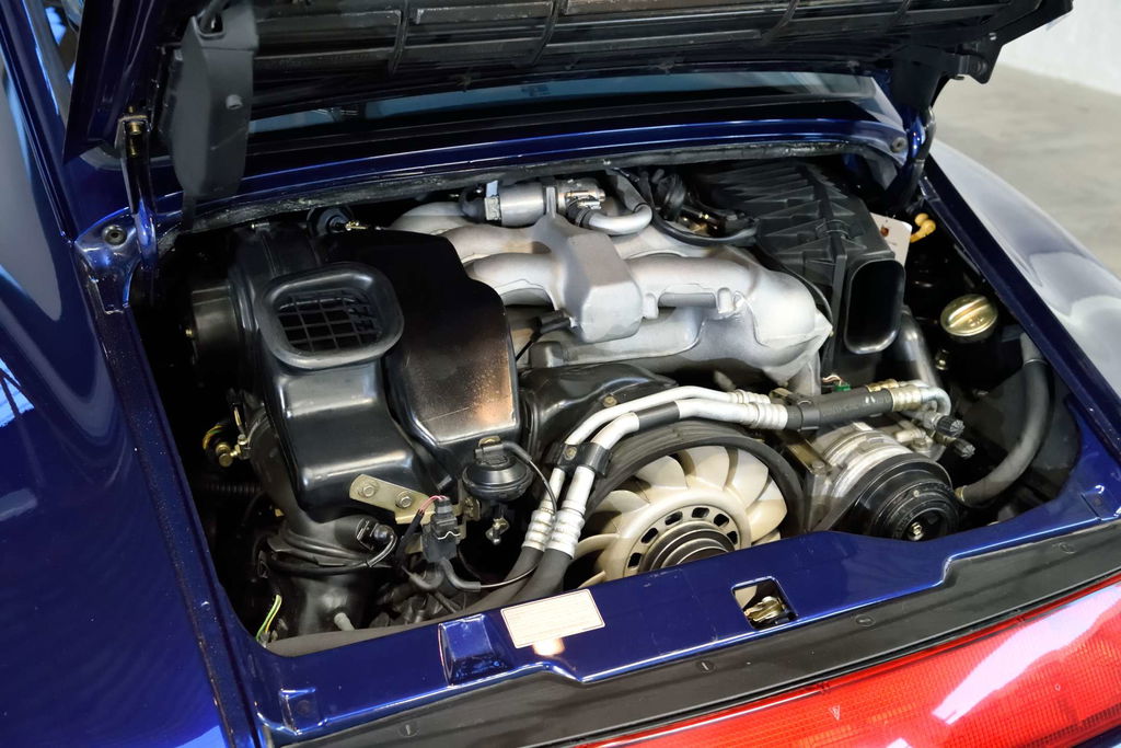 Porsche 993 Carrera 4S
