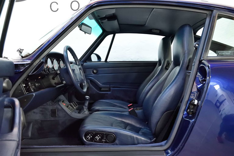 Porsche 993 Carrera 4S