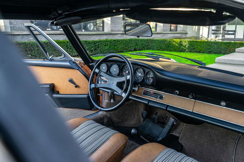 Porsche 911 S (F-Modell)