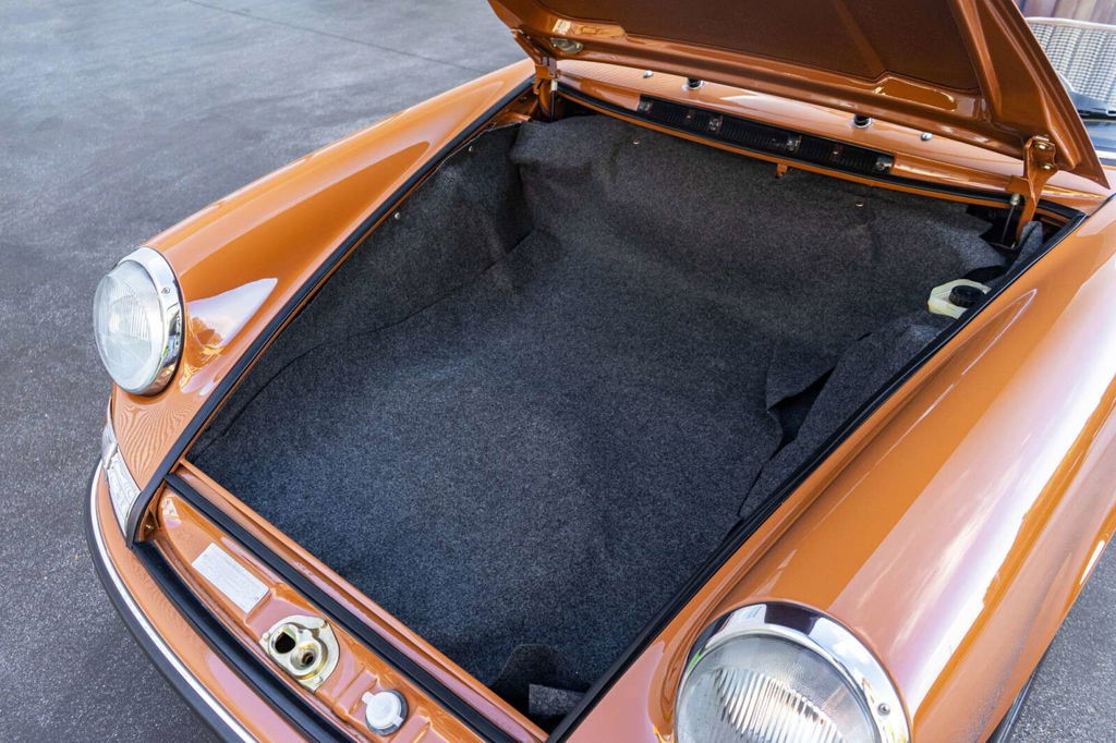 Porsche 911 S (F-Modell)