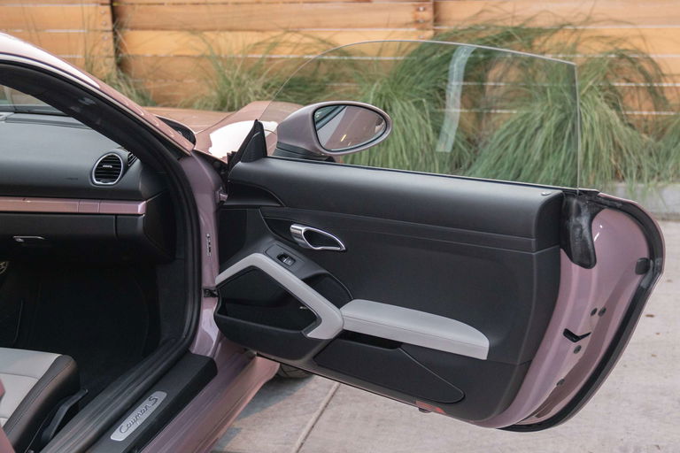 Porsche 718 Cayman S