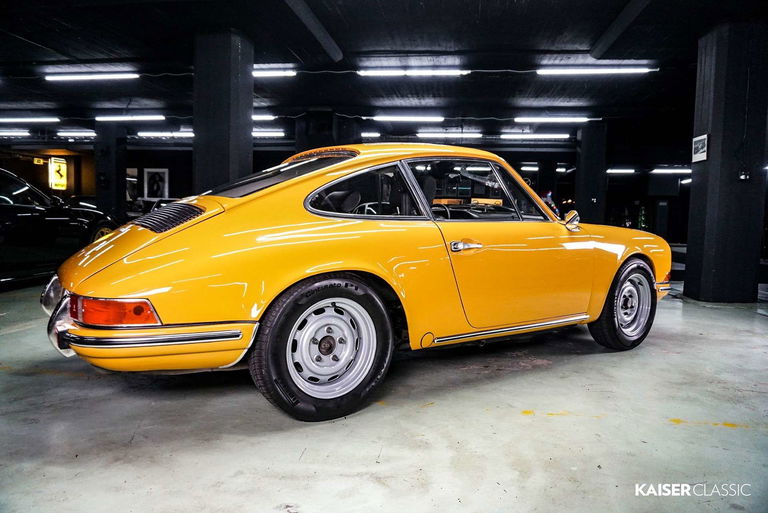 Porsche 911 T