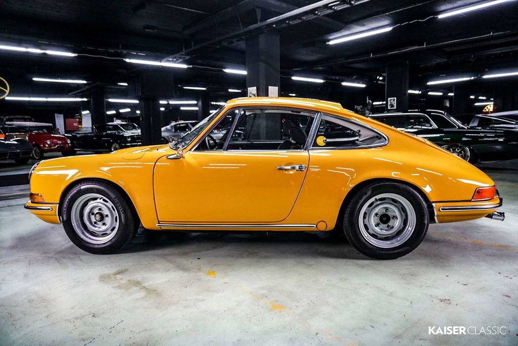 Porsche 911 T