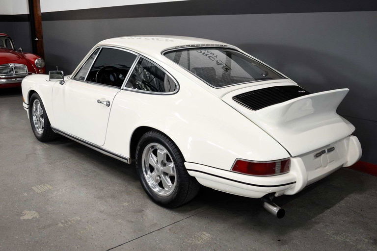 Porsche 911 T